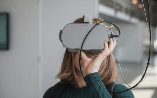 Como cassinos em VR permitem que viajantes aproveitem a experiência de jogo de qualquer lugar