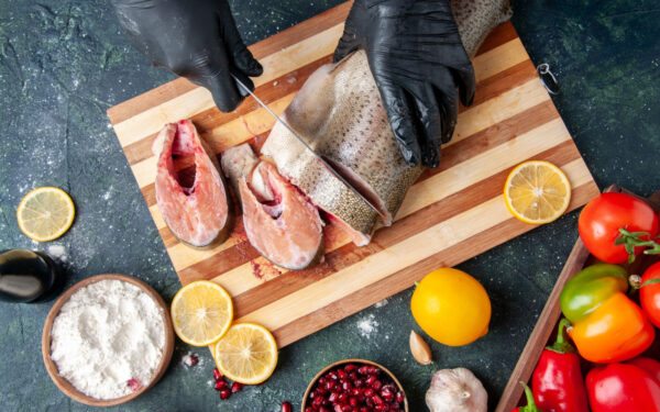 Quais são as melhores opções de peixes e frutos-do-mar para ceviches ou pratos crus?