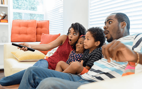 Diversão para todas as idades: Motivos para escolher filmes de aventura no Play