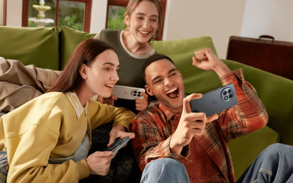 Do telefone fixo aos smartphones modernos: recursos que mudaram a rotina dos brasileiros