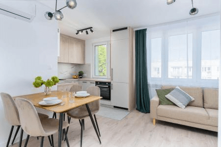 Apartamento para alugar mobiliado vale a pena? Veja o que costuma pesar na decisão